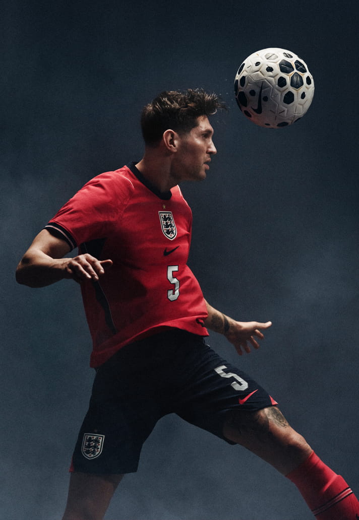 La maglia away dell'Inghilterra per i Mondiali 2026 ha colori audaci!