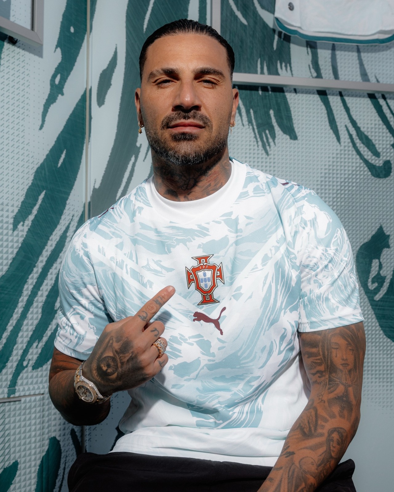 Maglia away Portogallo Mondiali 2026 all'insegna dell'oceano