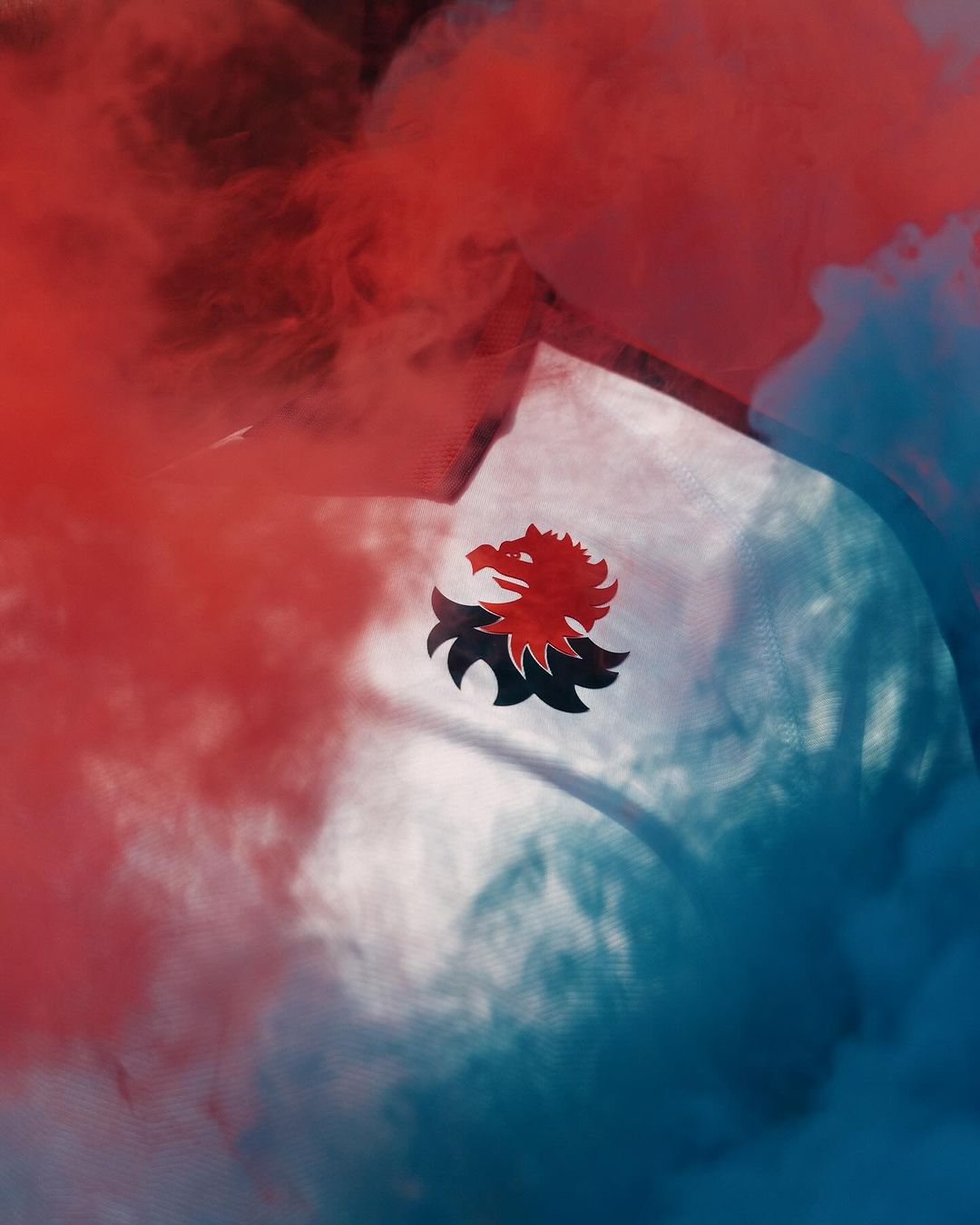 Maglie del Genoa 2024-2025: Kappa e il grifone in tre versioni