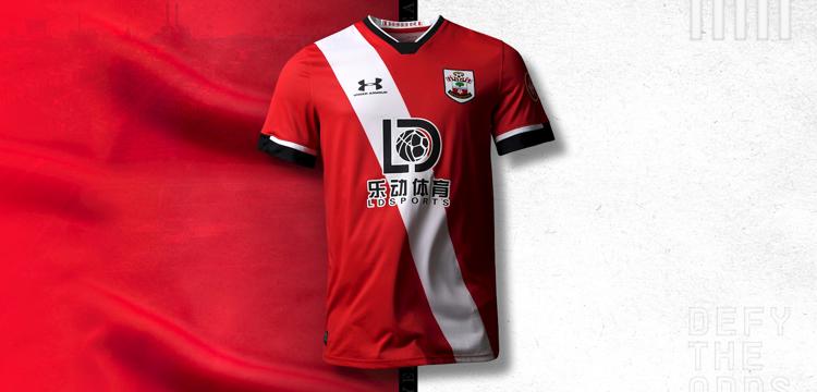 southampton-voetbalshirt-2020-2021.jpg