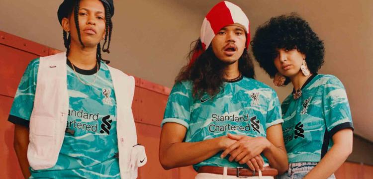 liverpool-uitshirt-2020-2021-d.jpg