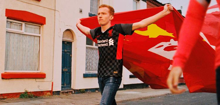 liverpool-3e-shirt-2020-2021.jpg