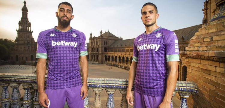 betis-uitshirt-2020-2021.jpeg