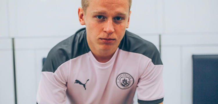 manchester-city-trainingspak-2020-21-roze.jpg