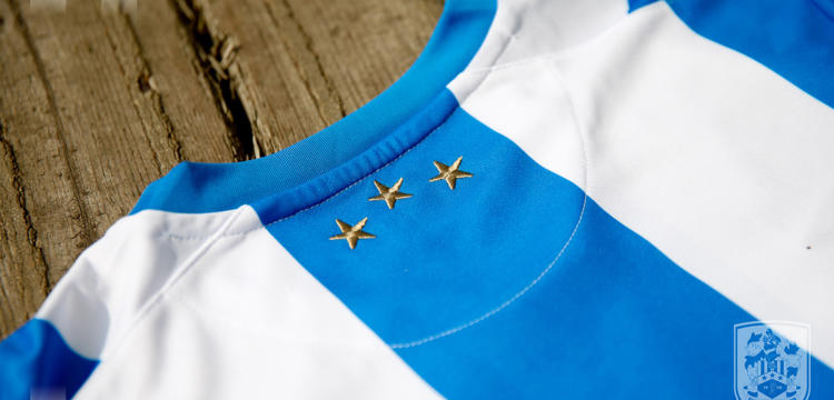 huddersfield-voetbalshirts-2020-2021.jpeg