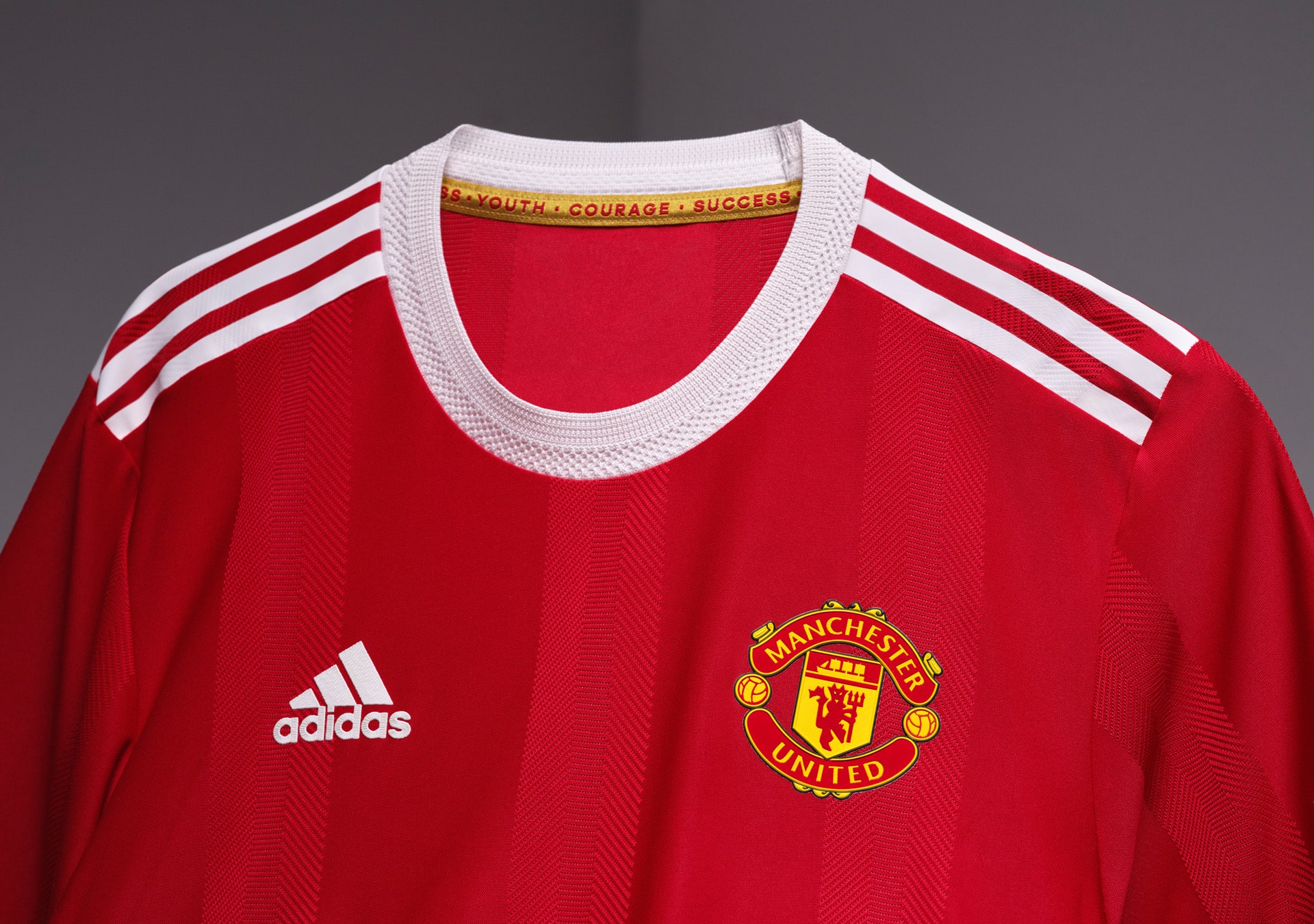 Manchester United maglia home 2021-2022