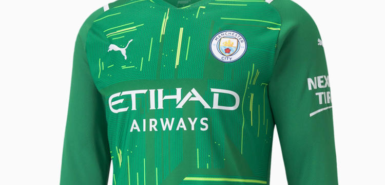 manchester-city-keeperstenues-2021-2022.jpg