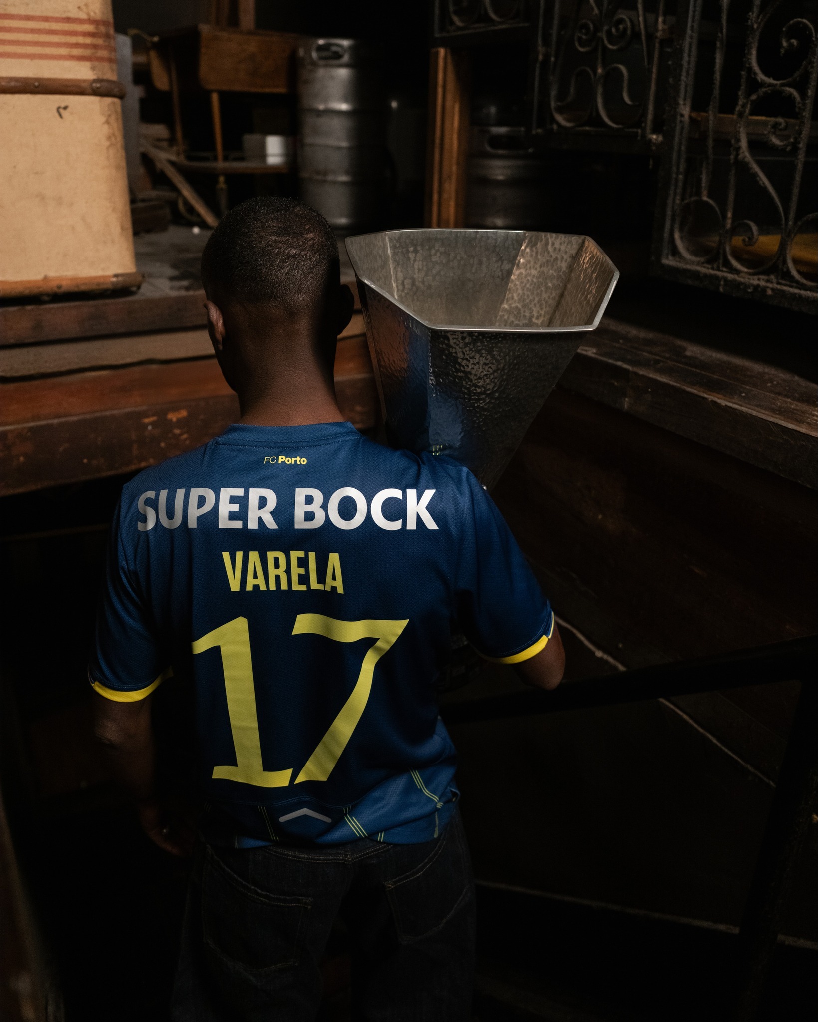 Quarta maglia FC Porto 2025-2026, omaggio alla vittoria dell'Europa League 2011