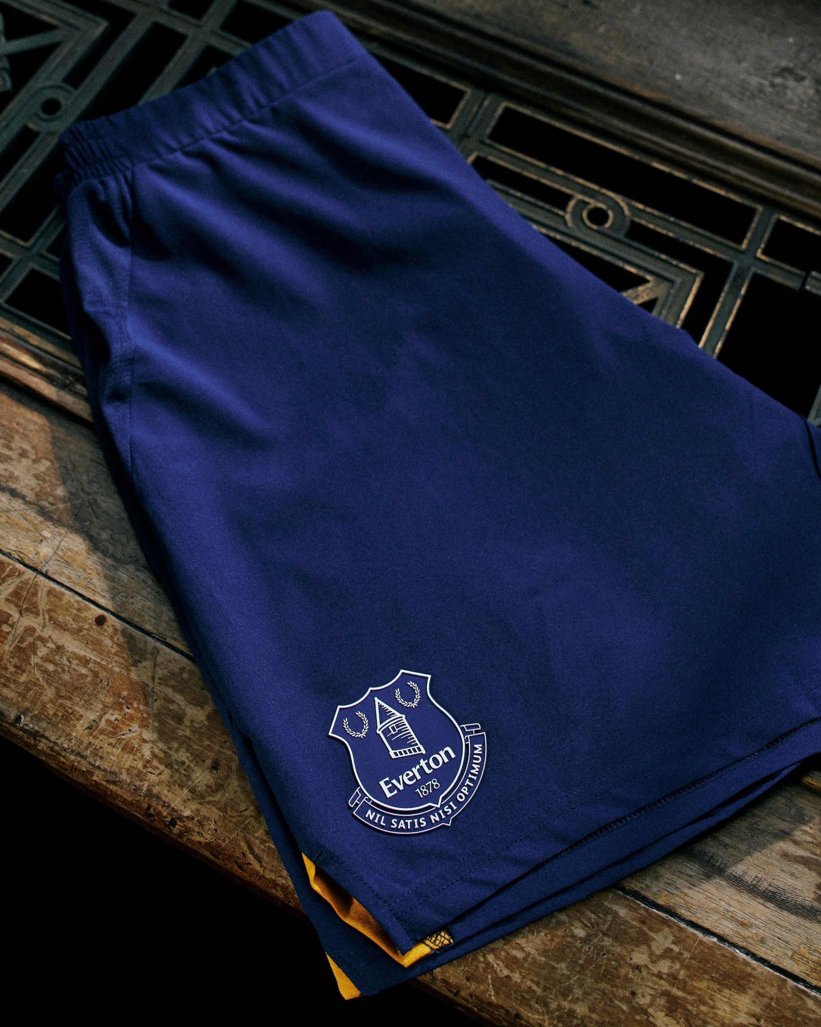 Le maglie dell'Everton 2026-2027 aprono una nuova era!
