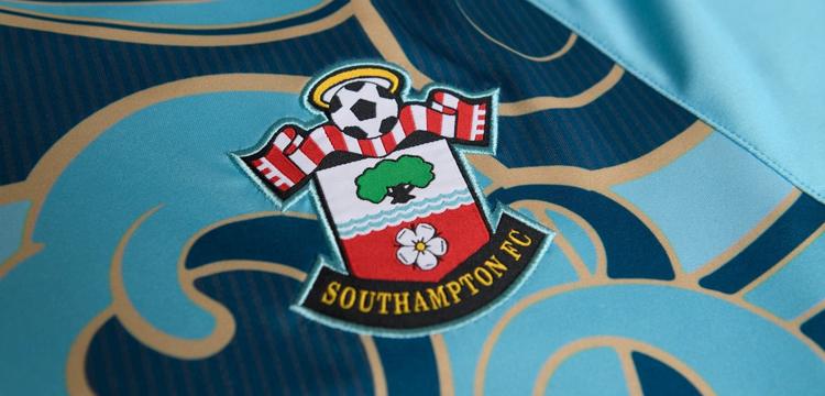 southampton-uitshirt-2022-2023.jpg