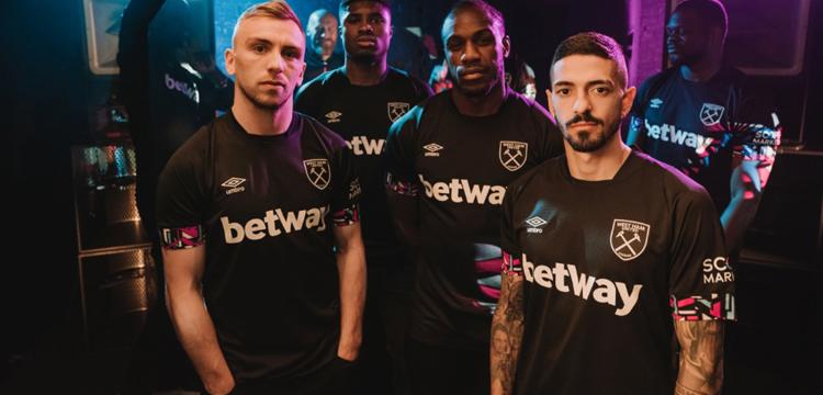 west-ham-uitshirt-2022-2023.jpg