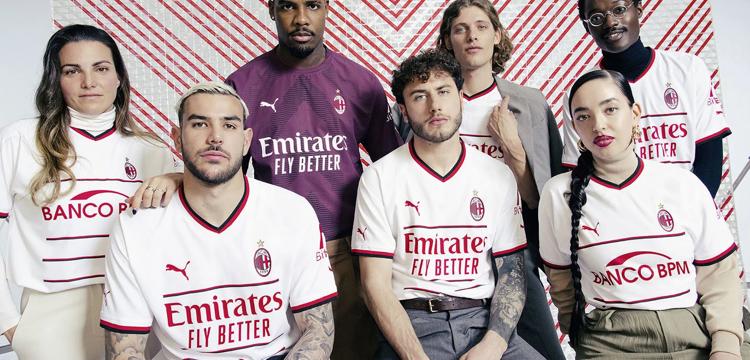 ac-milan-uitshirt-2022-2023.jpg