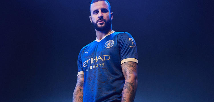 manchester-city-new-year-voetbalshirt-2023.jpg