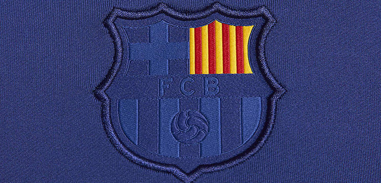 fc-barcelona-trainingspak-2023-blauw-b.jpg