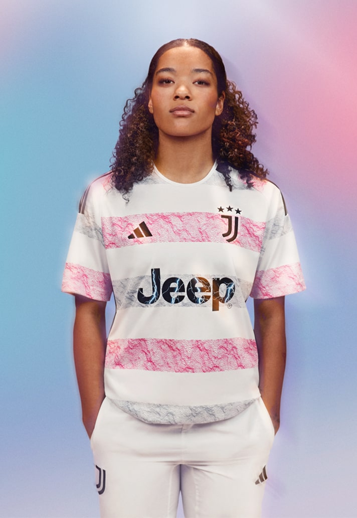 Maglia away della Juventus 2023-2024: il rosa del Monte Rosa firmato adidas