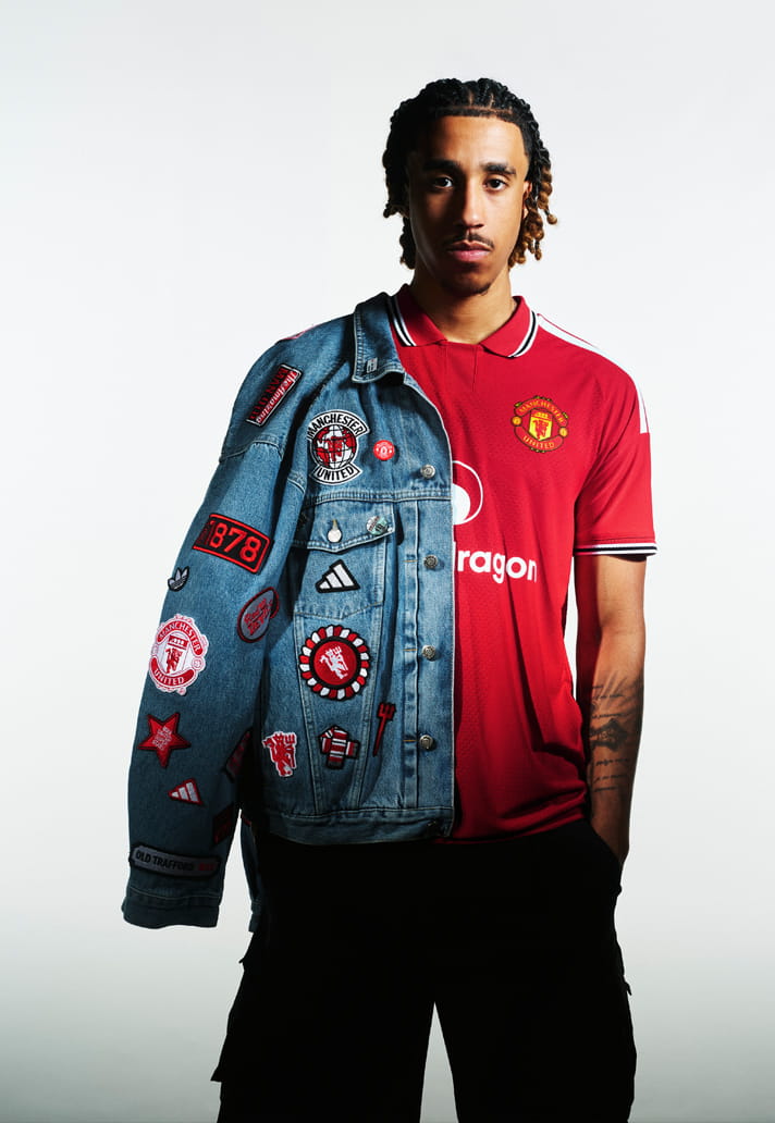 Maglia home Manchester United 2026-2027 ispirata alla maglia del 1977