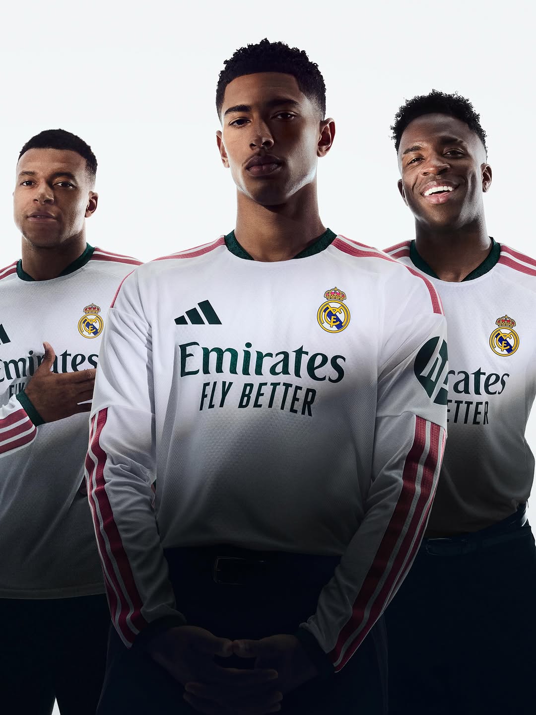 Maglia home Real Madrid 2026-2027 omaggio allo stemma!