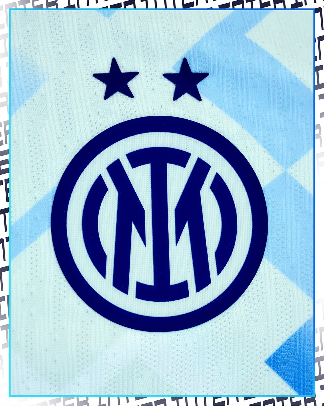 Maglia away dell'Inter 2025-2026: le croci di Brothers and Sisters of the World