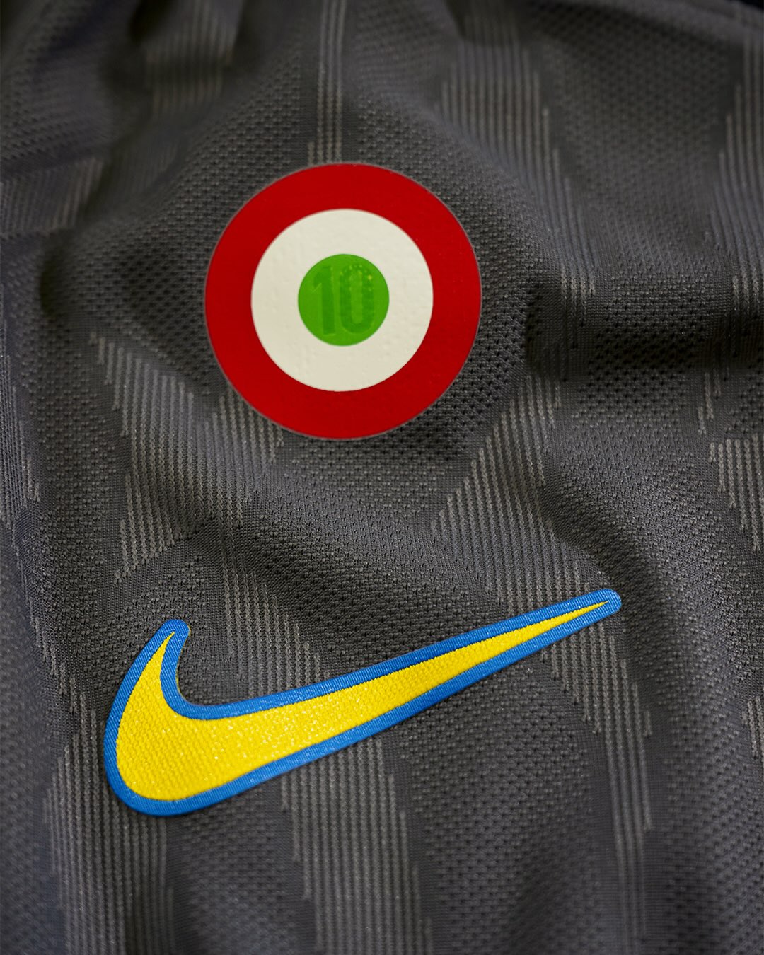 Terza maglia Inter 2026-2027 ispirata alla maglia away 1996-1997