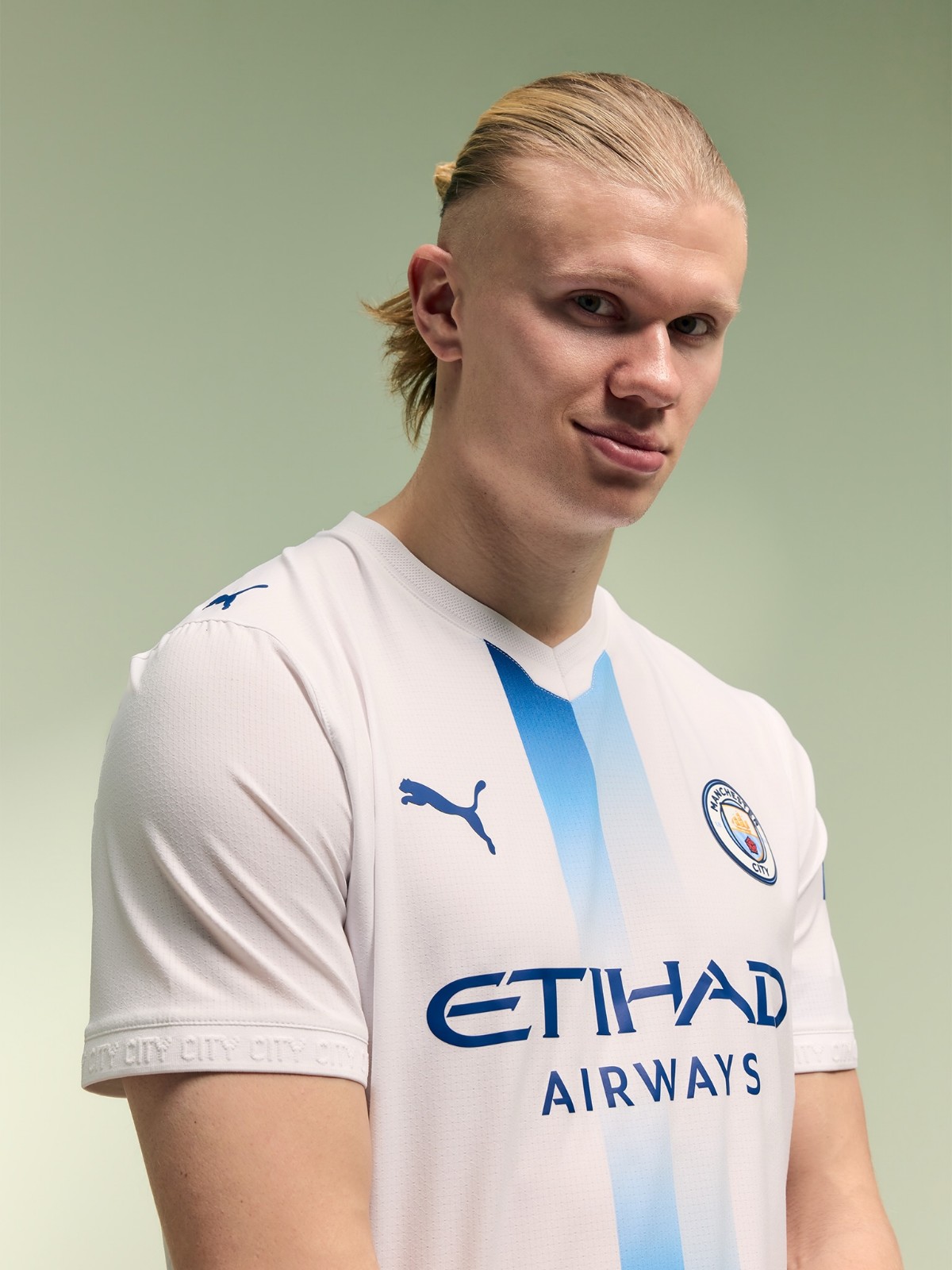 Terza maglia del Manchester City 2026-2027 disegnata con l'AI