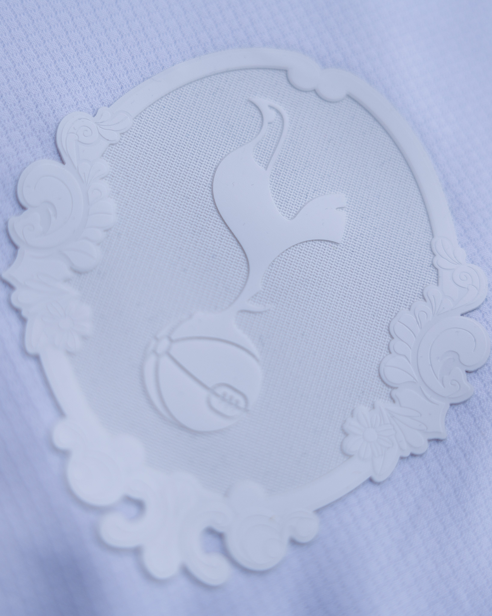 Quarta maglia Tottenham Hotspur 2025-2026, omaggio alla vittoria in FA Cup del 1901