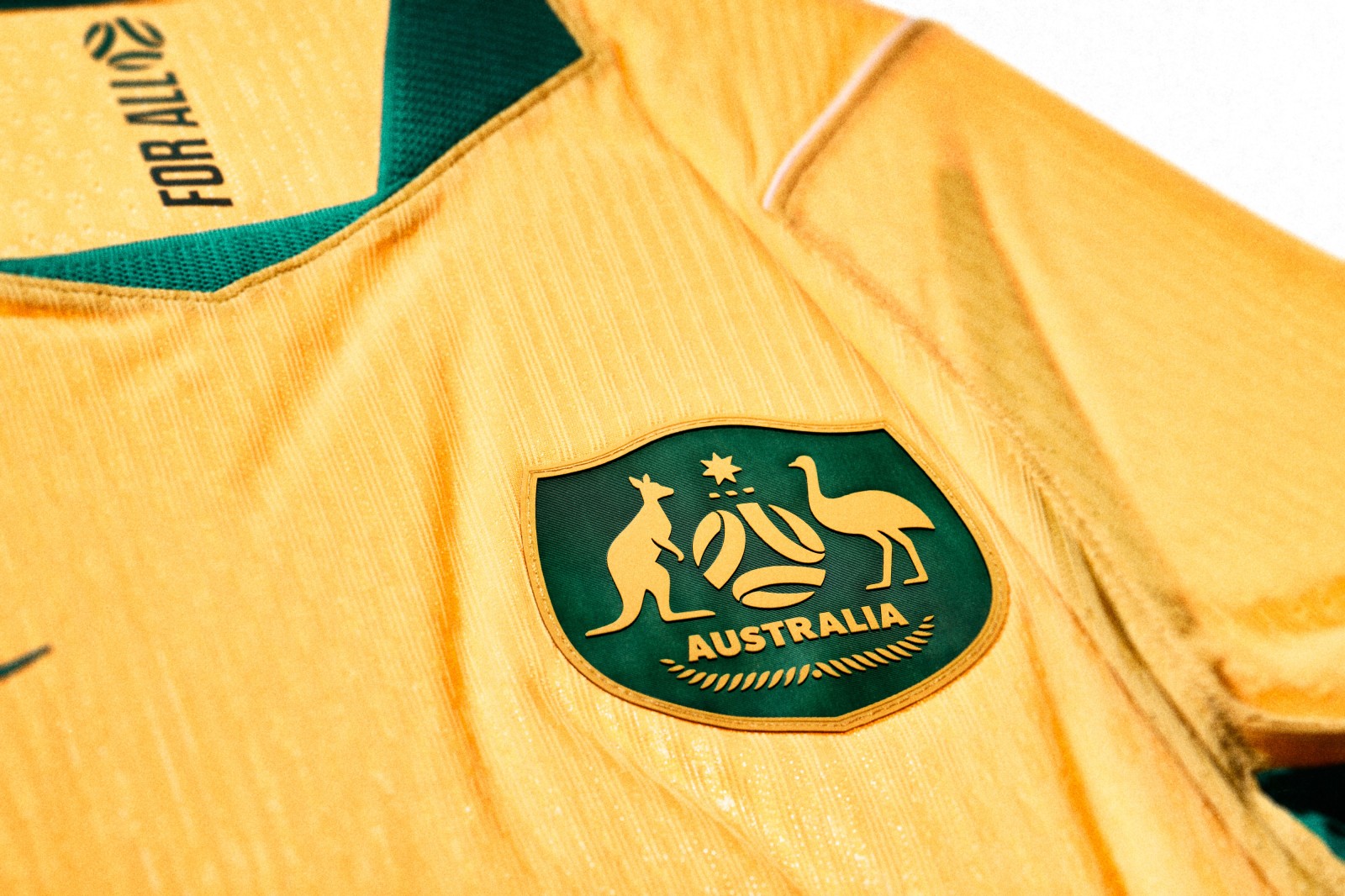 Maglie Australia Mondiali 2026 ispirate alle maglie del 2006