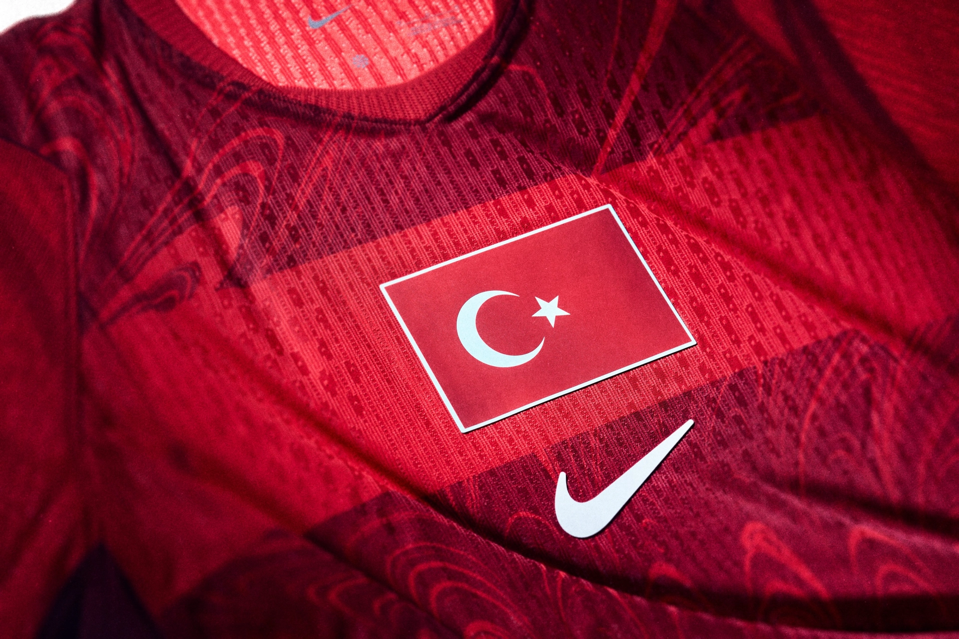 Maglie Turchia 2026-2027 ispirate all'Ebru!