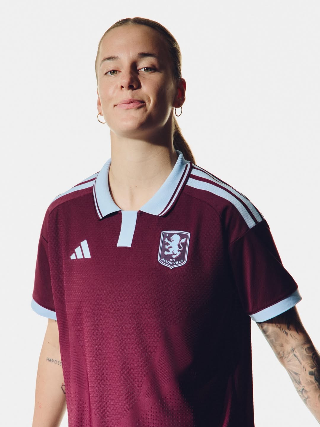 Maglia home Aston Villa 2026-2027 ispirata alla maglia degli anni 60