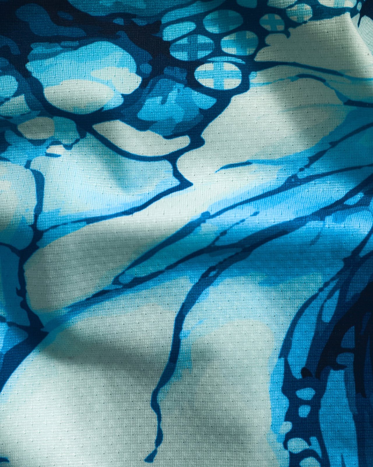 Le maglie del Bayer Leverkusen 2026-2027 ispirate alla BayArena e alla 'City of Colours'