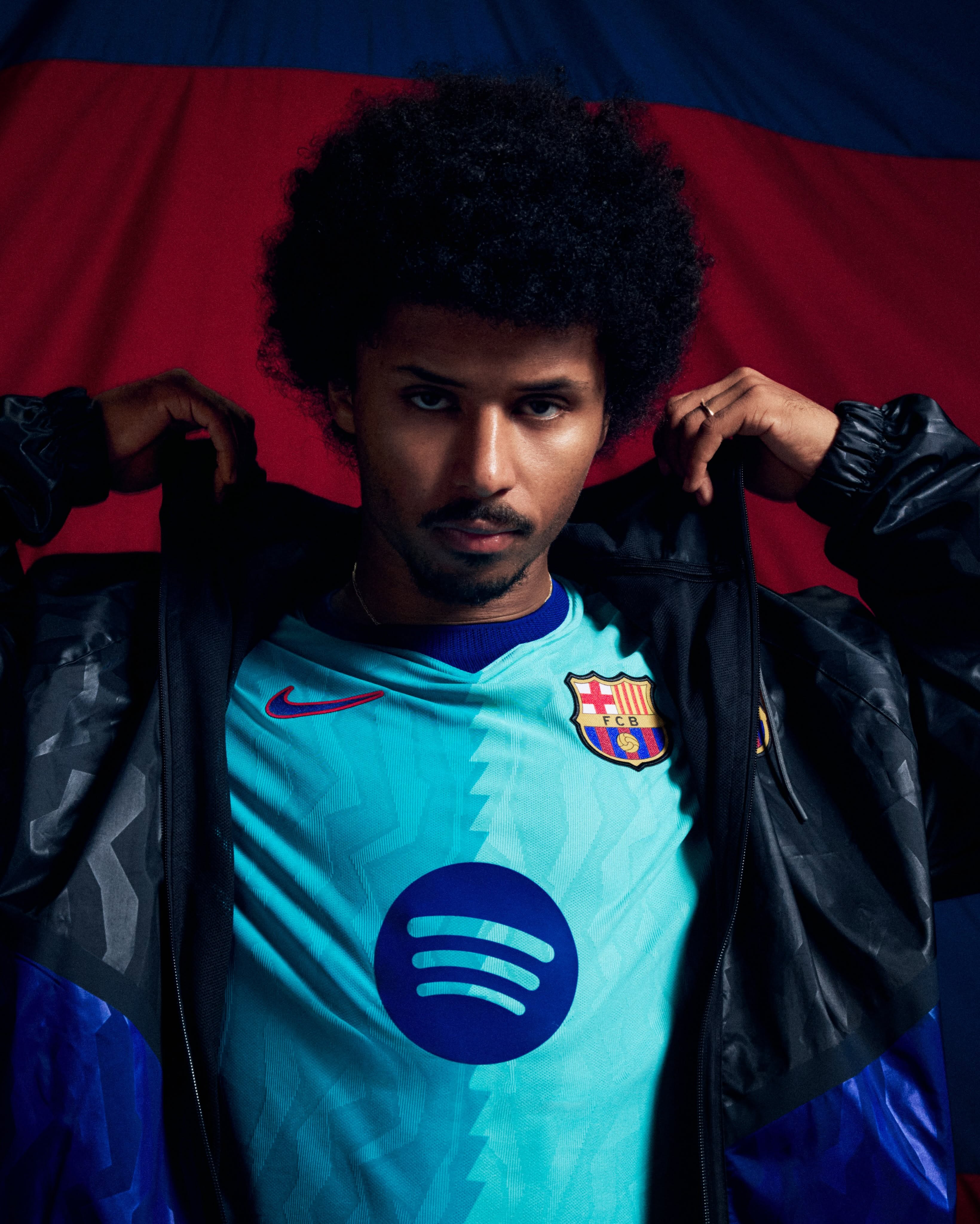 Terza maglia FC Barcellona 2026-2027 turchese con vibe anni '90