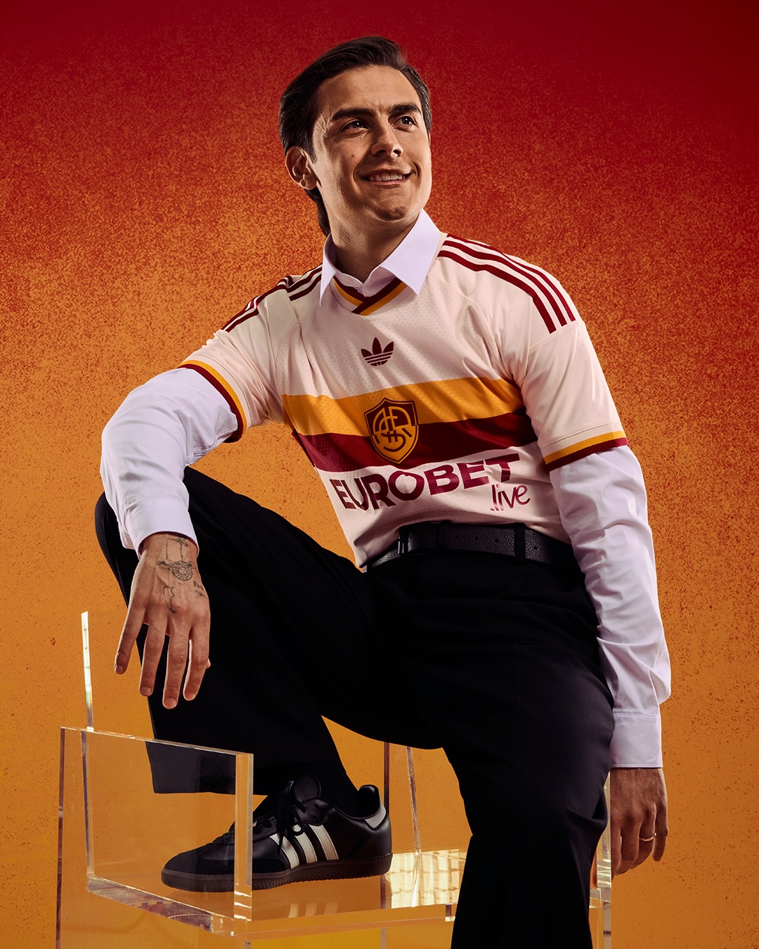 Maglia away dell'AS Roma 2026-2027 ispirata alla maglia away degli anni '40