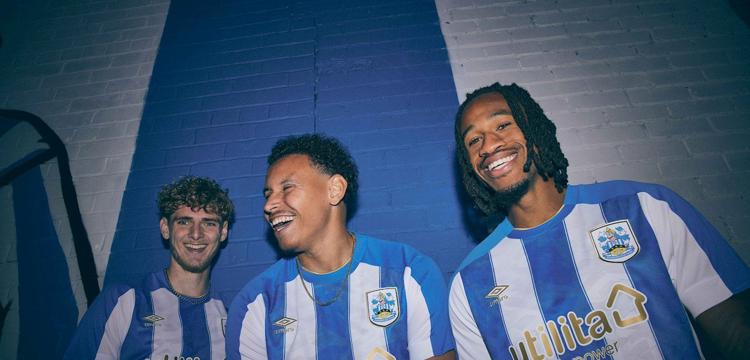 Huddersfield Town Voetbalshirts 2023 2024