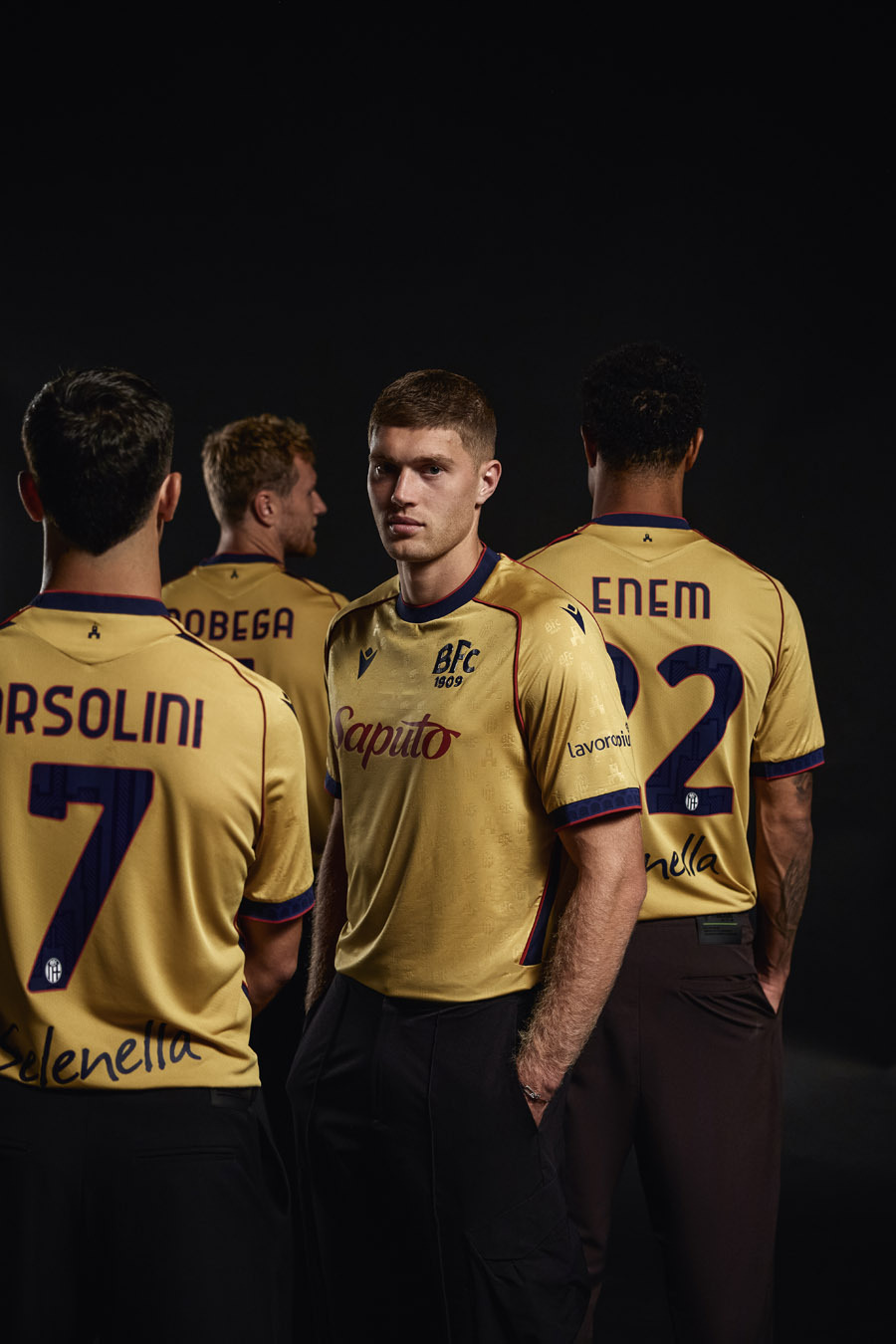 Bologna FC terza maglia 2026-2027 omaggio allo Stadio Renato Dall'Ara