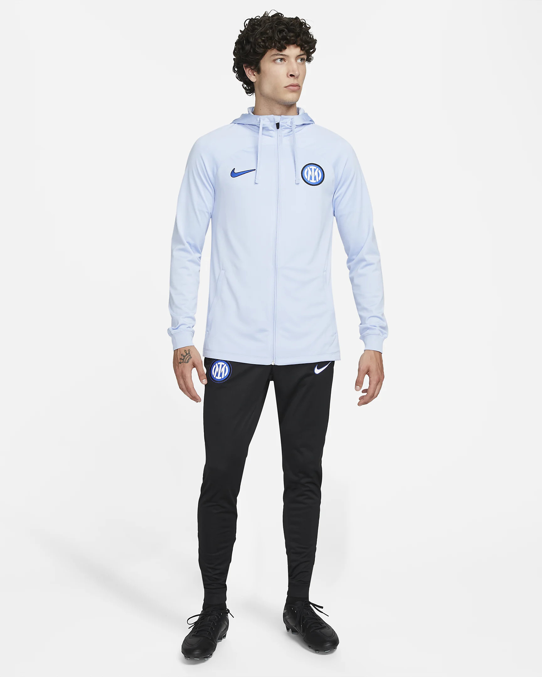 Tuta d'allenamento dell'Inter 2023-2024: il Lyon Blue di Nike