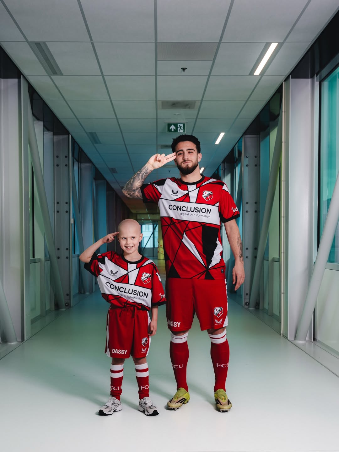 Quarta maglia FC Utrecht 2025-2026 in collaborazione con il Wilhelmina Kinderziekenhuis