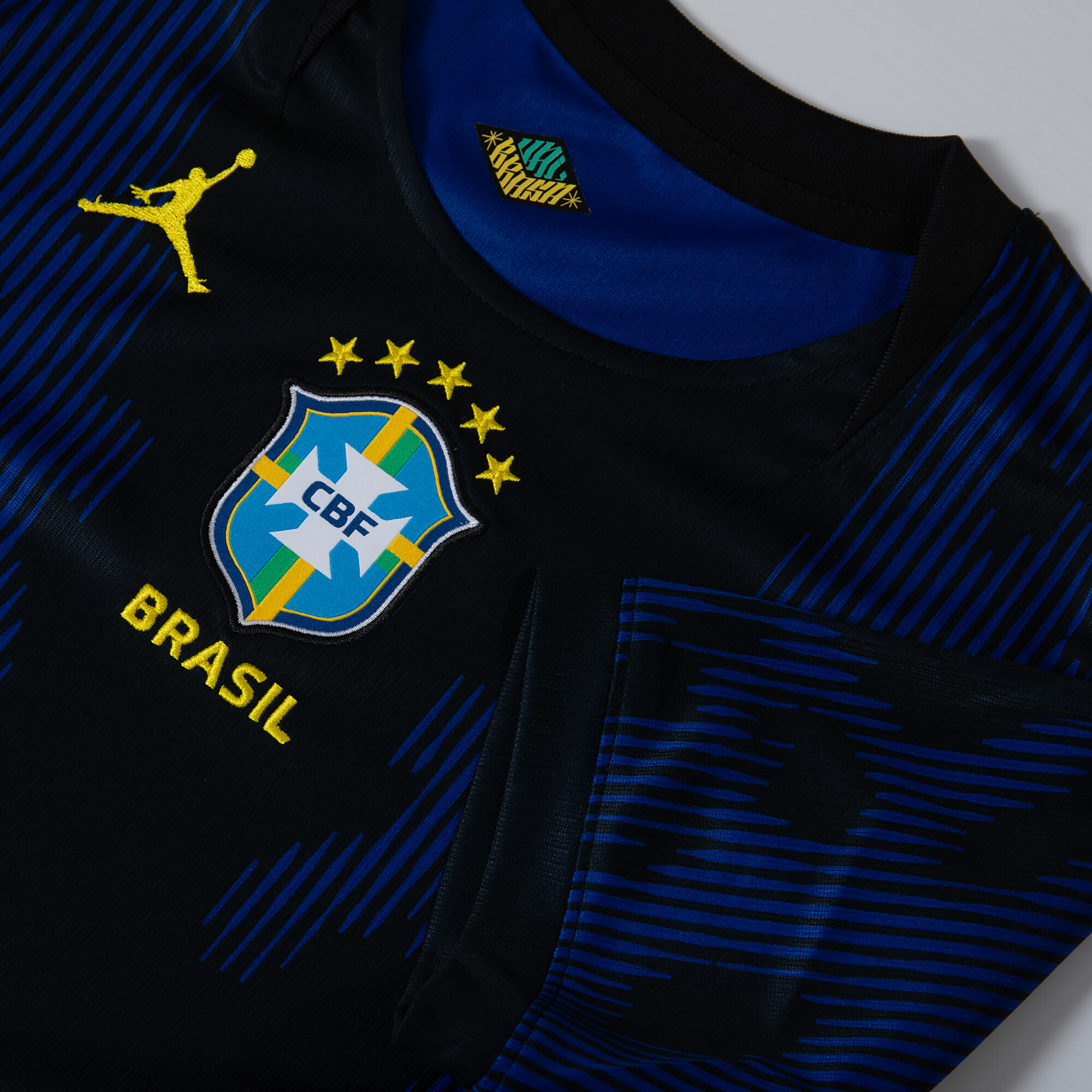 La maglia away del Brasile per i Mondiali 2026 porta il logo di Jordan Brand!