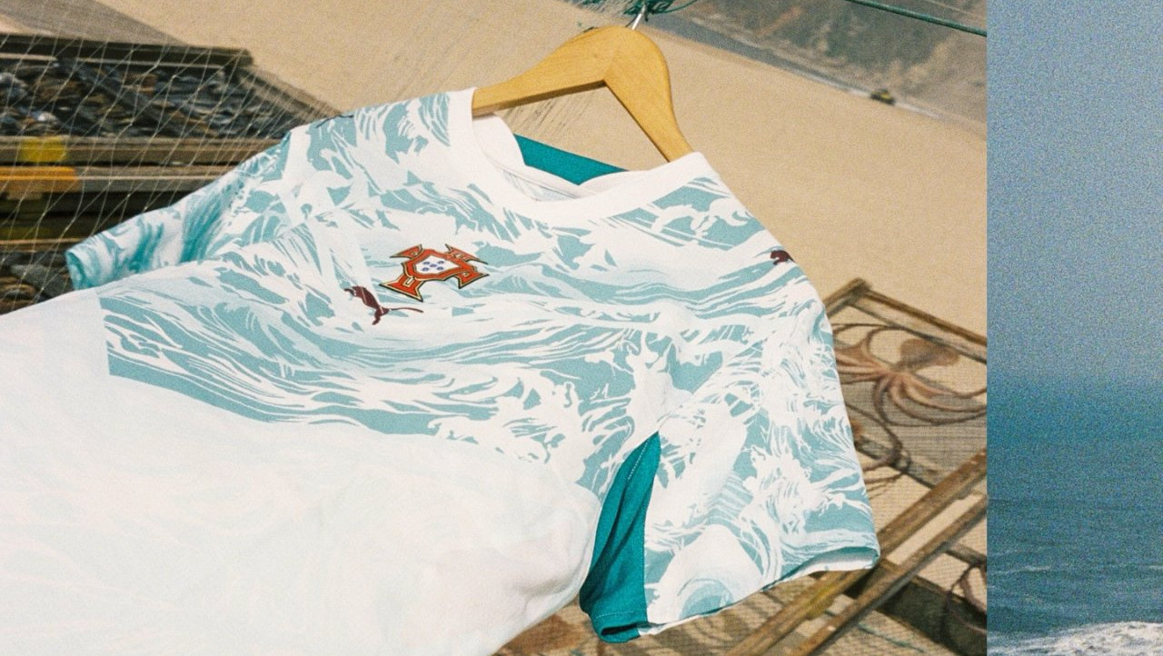 Maglia away Portogallo Mondiali 2026 all'insegna dell'oceano