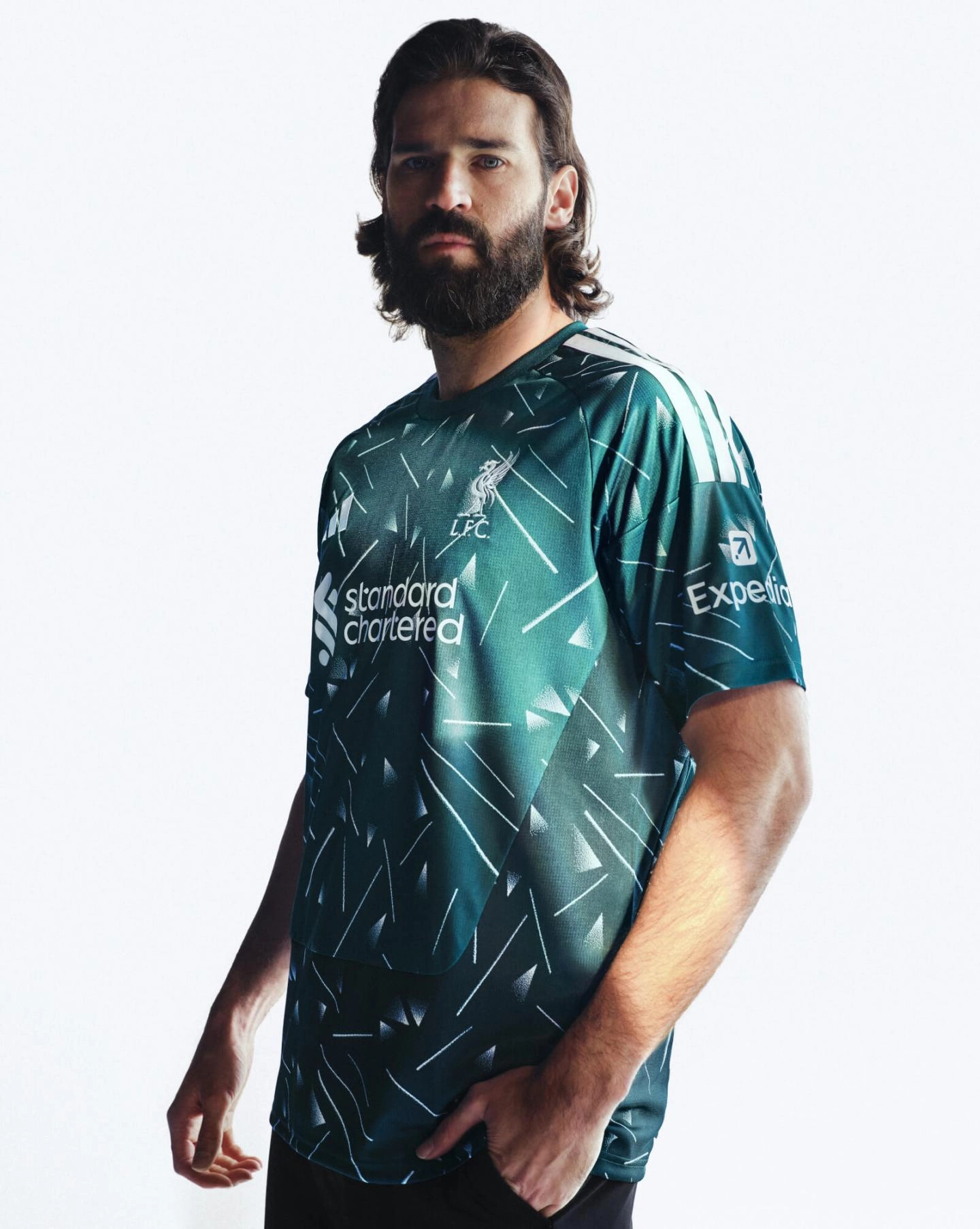 Maglia home del Liverpool 2026-2027: il motivo del 1989-1991 torna in campo