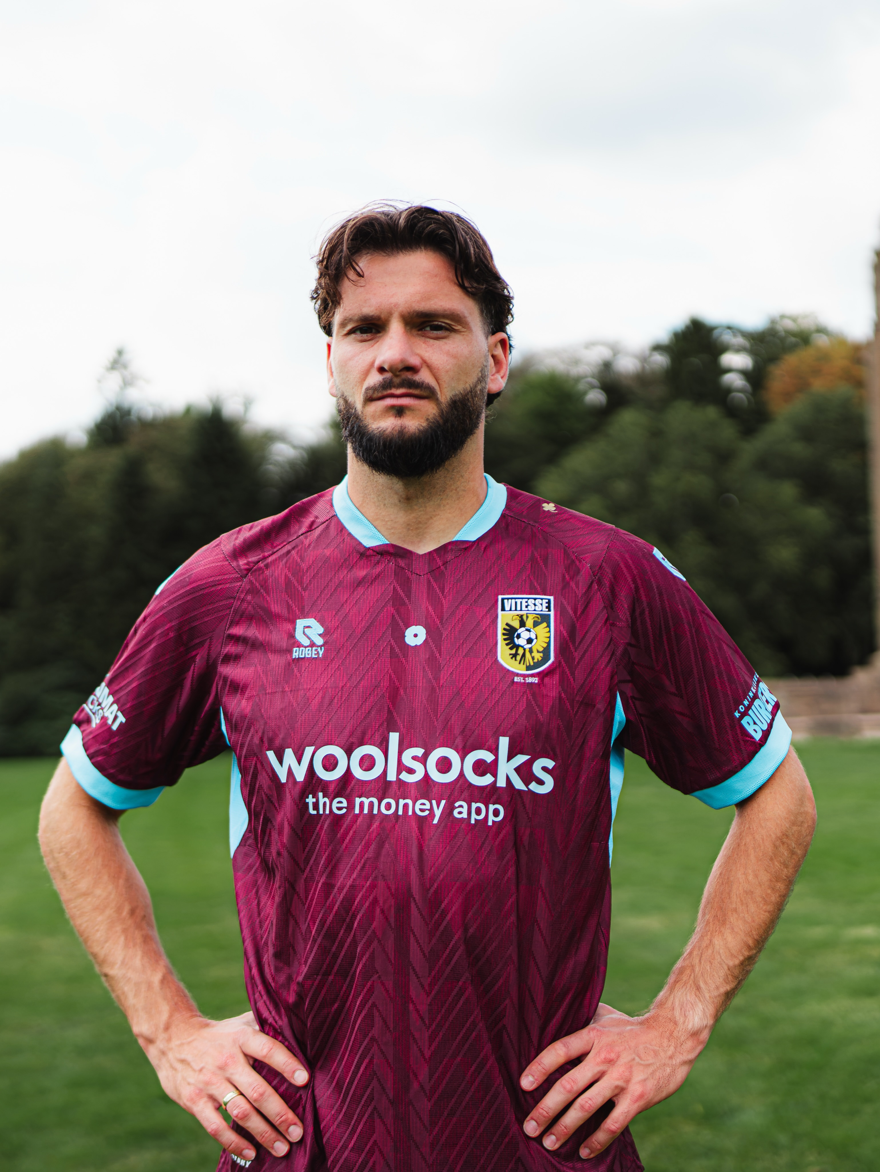Maglie Vitesse 2026-2027 ispirate alle maglie anni '90