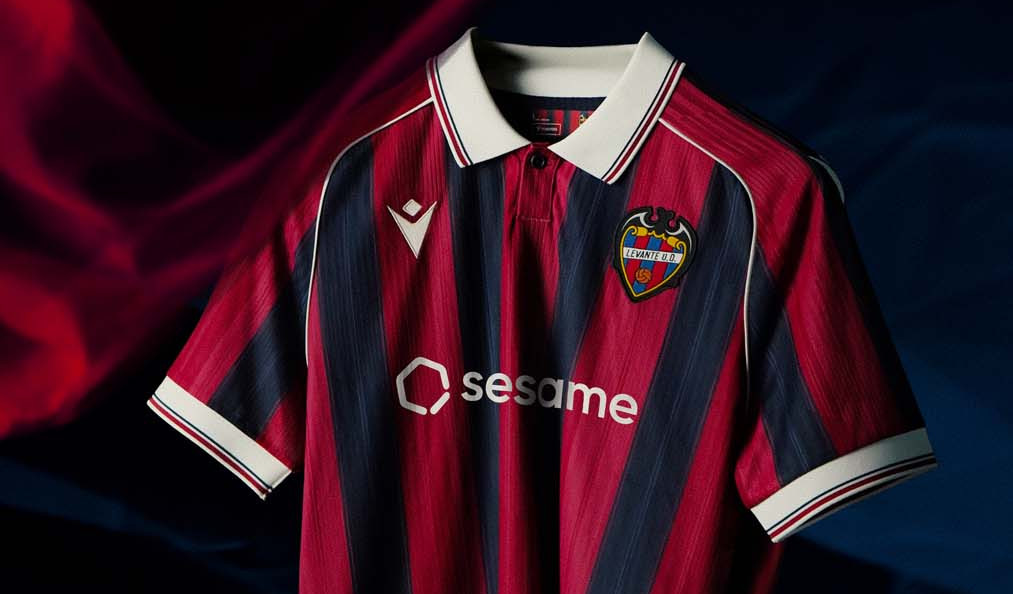 Maglie del Levante 2026-2027: eleganza in blu e bordeaux