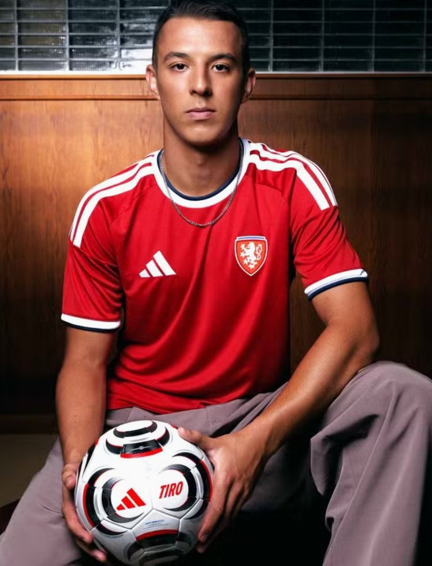 Ecco le maglie della Repubblica Ceca 2026-2027 firmate adidas