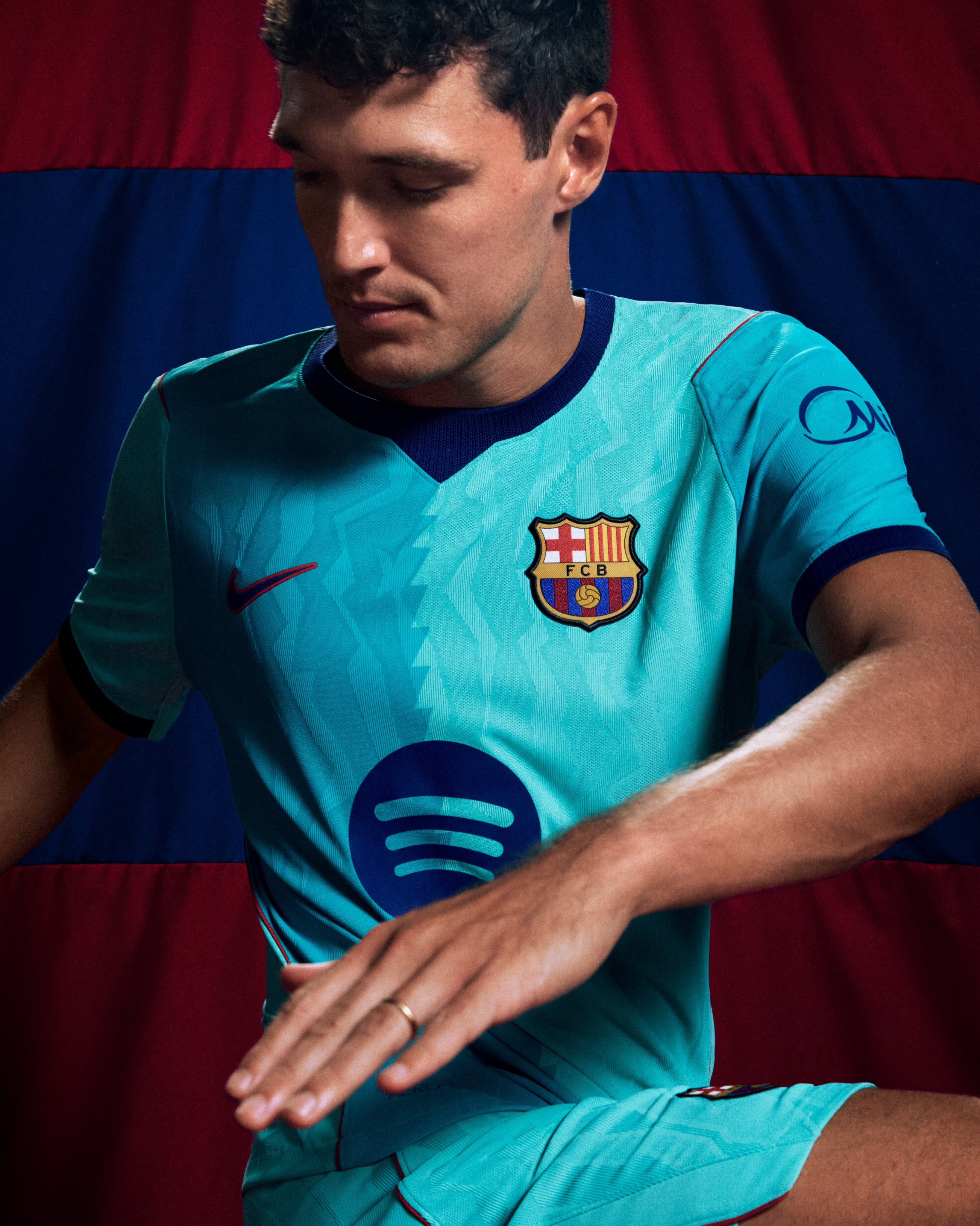 Terza maglia FC Barcellona 2026-2027 turchese con vibe anni '90