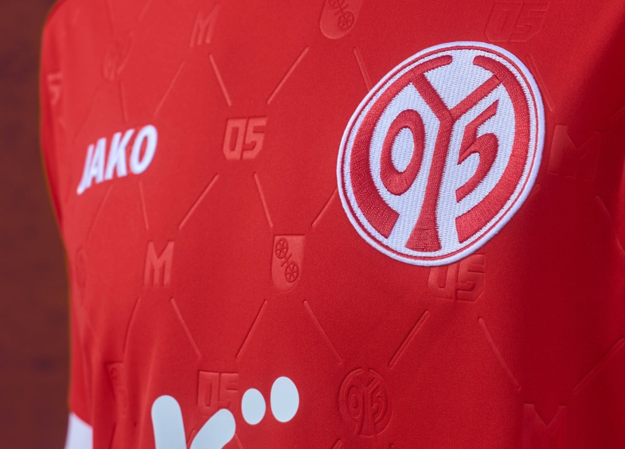 Le maglie FSV Mainz 05 2026-2027 sono ricche di dettagli del club