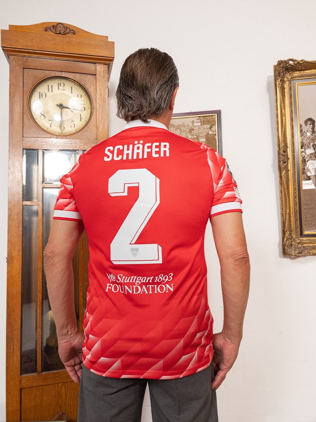 Con queste maglie il VfB Stuttgart gioca le partite di Champions League nel 2026-2027