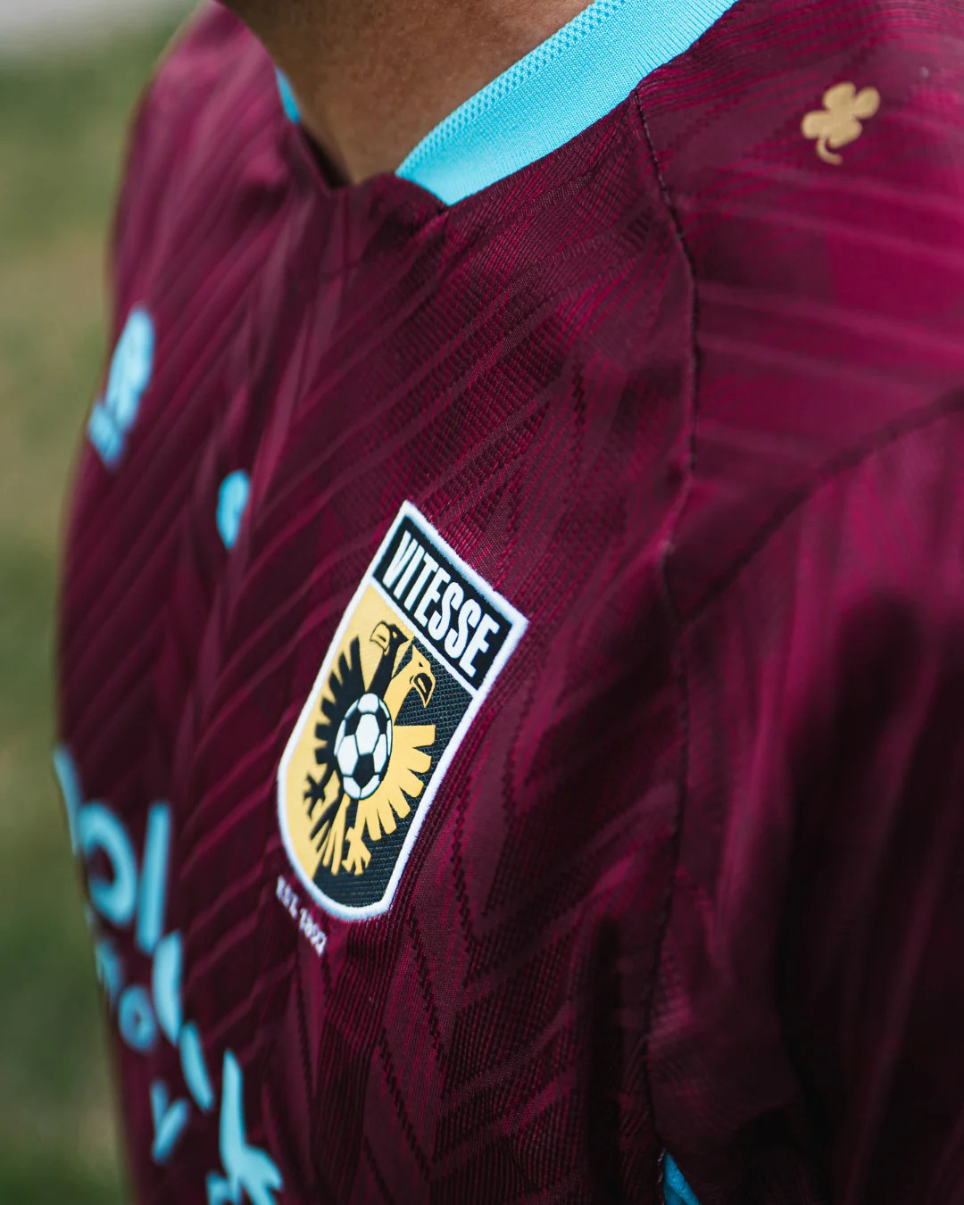 Maglie Vitesse 2026-2027 ispirate alle maglie anni '90