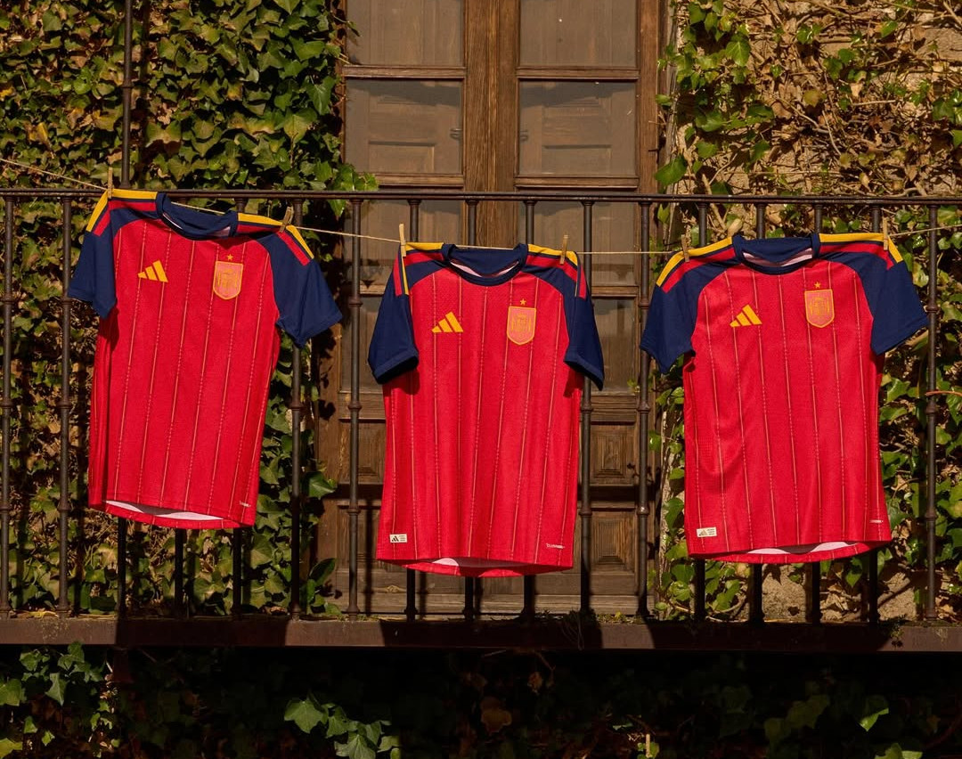 Spanje maglia home 2026