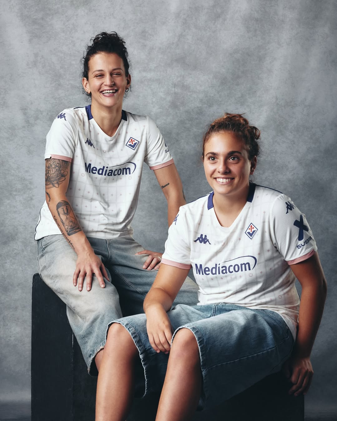 Maglie della Fiorentina 2025-2026: gli anni Novanta, Santa Maria Novella e l'Arno
