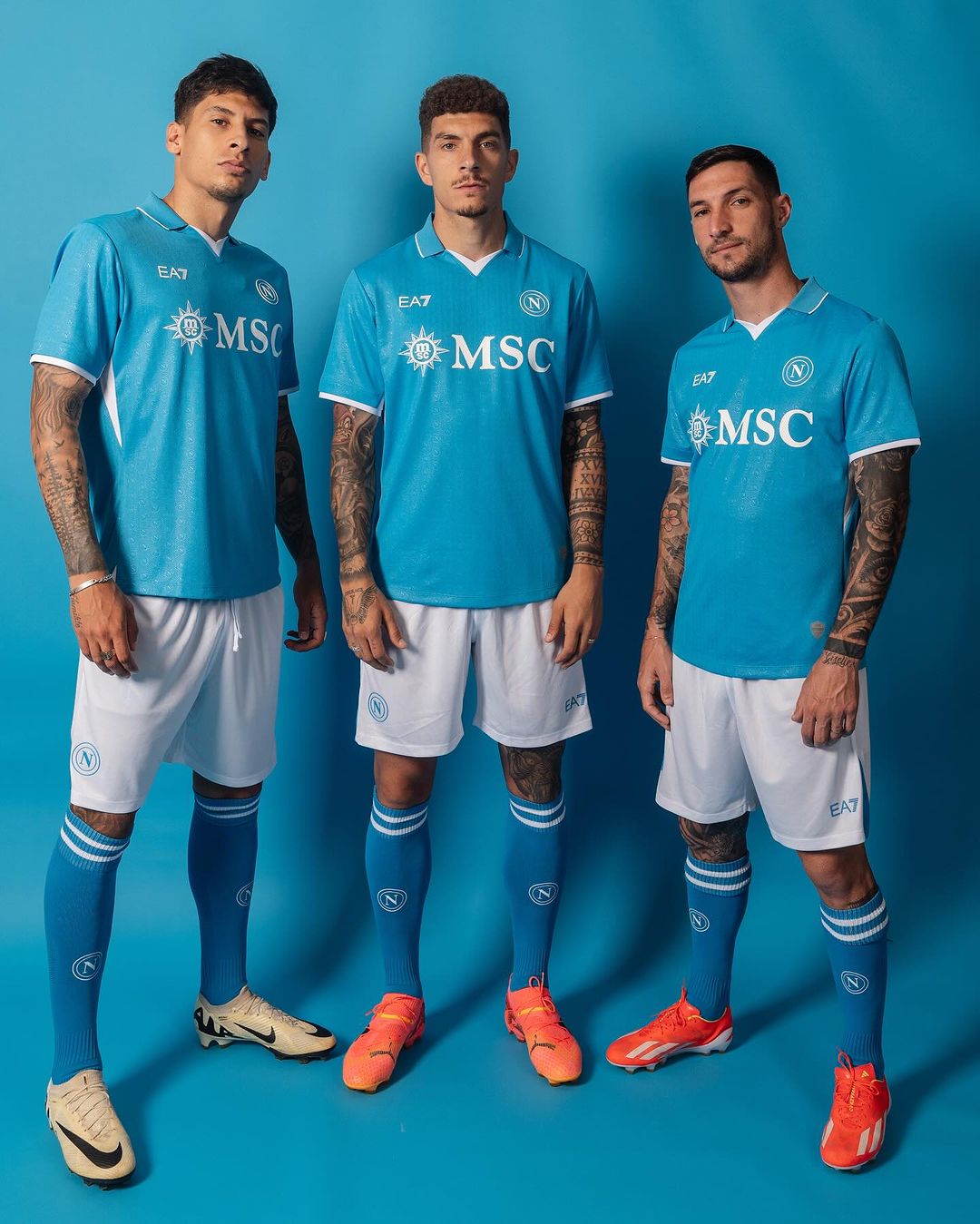 Maglie del Napoli 2024-2025: il nuovo stemma e l'omaggio ai samurai