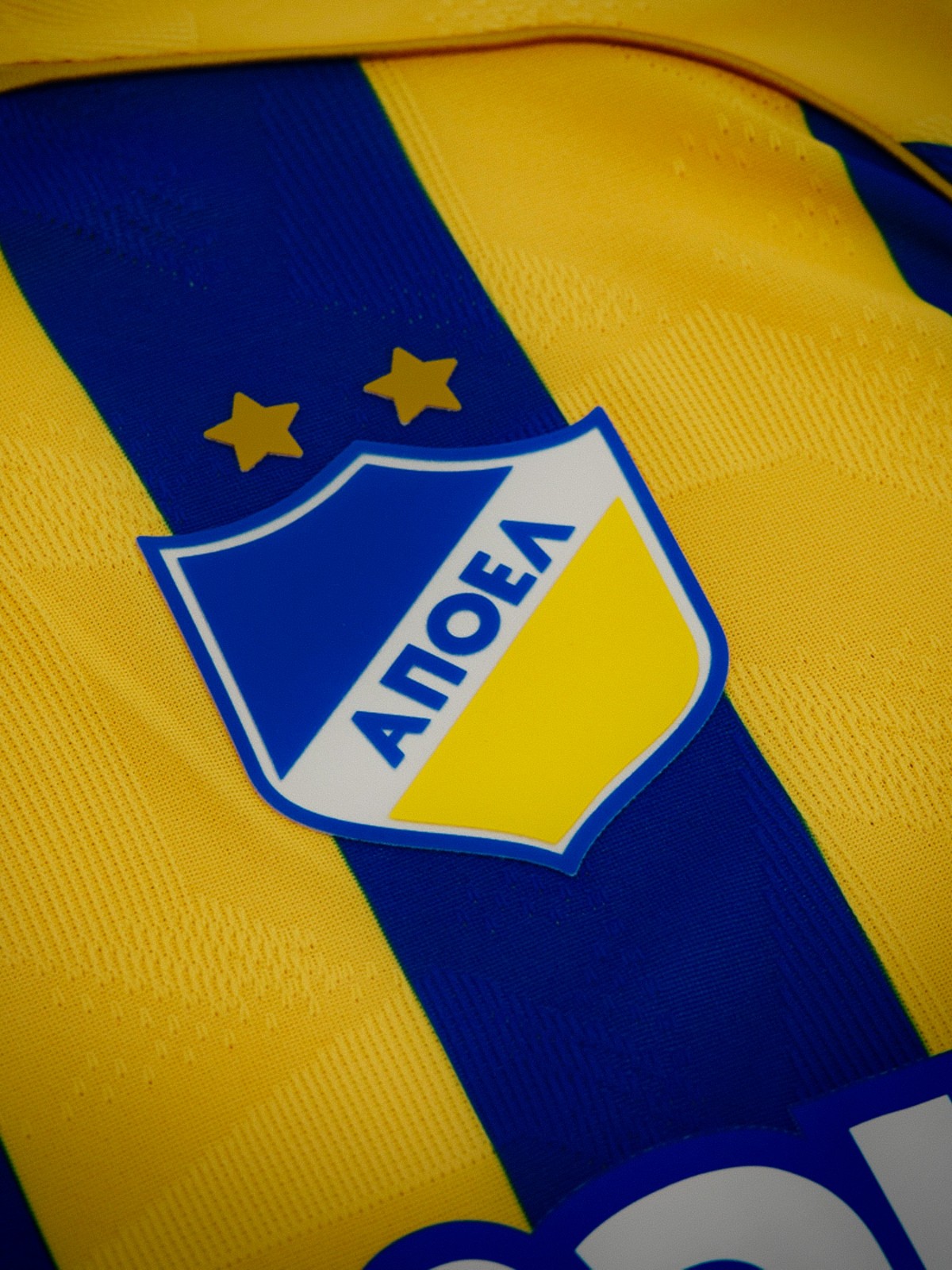Maglie Apoel FC 2026-2027, omaggio alla maglia storica e ai tifosi