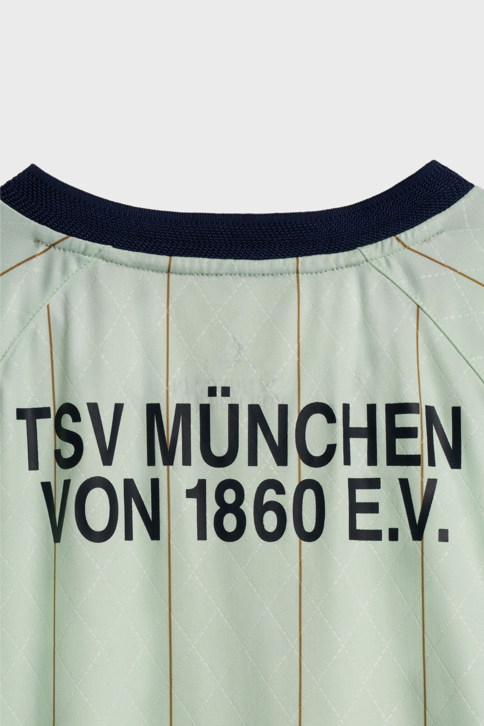 1860 München e Societas lanciano la terza maglia verde menta 2026-2027
